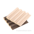 Panneaux muraux en bois massif à calandre à la calandre cannelé